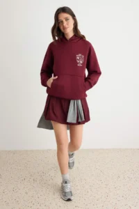 TRENDYOLMİLLA Burgundy Embroidered Oversized/Wide Pattern Thick Knitting Sweatshirt with Fleece Inside - Image 2