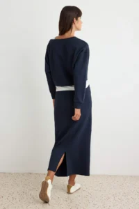 TRENDYOLMİLLA NAVY BLUE Oversized/Wide Pattern Asymmetric Collar Etekli Thick Knitting Bottom - Top Set - Image 4