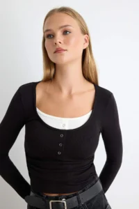 TRENDYOLMİLLA Black Color Blocked Fitted Cowl Neck Shirred Viscose Rib Double Collar Knitting Blouse - Image 2