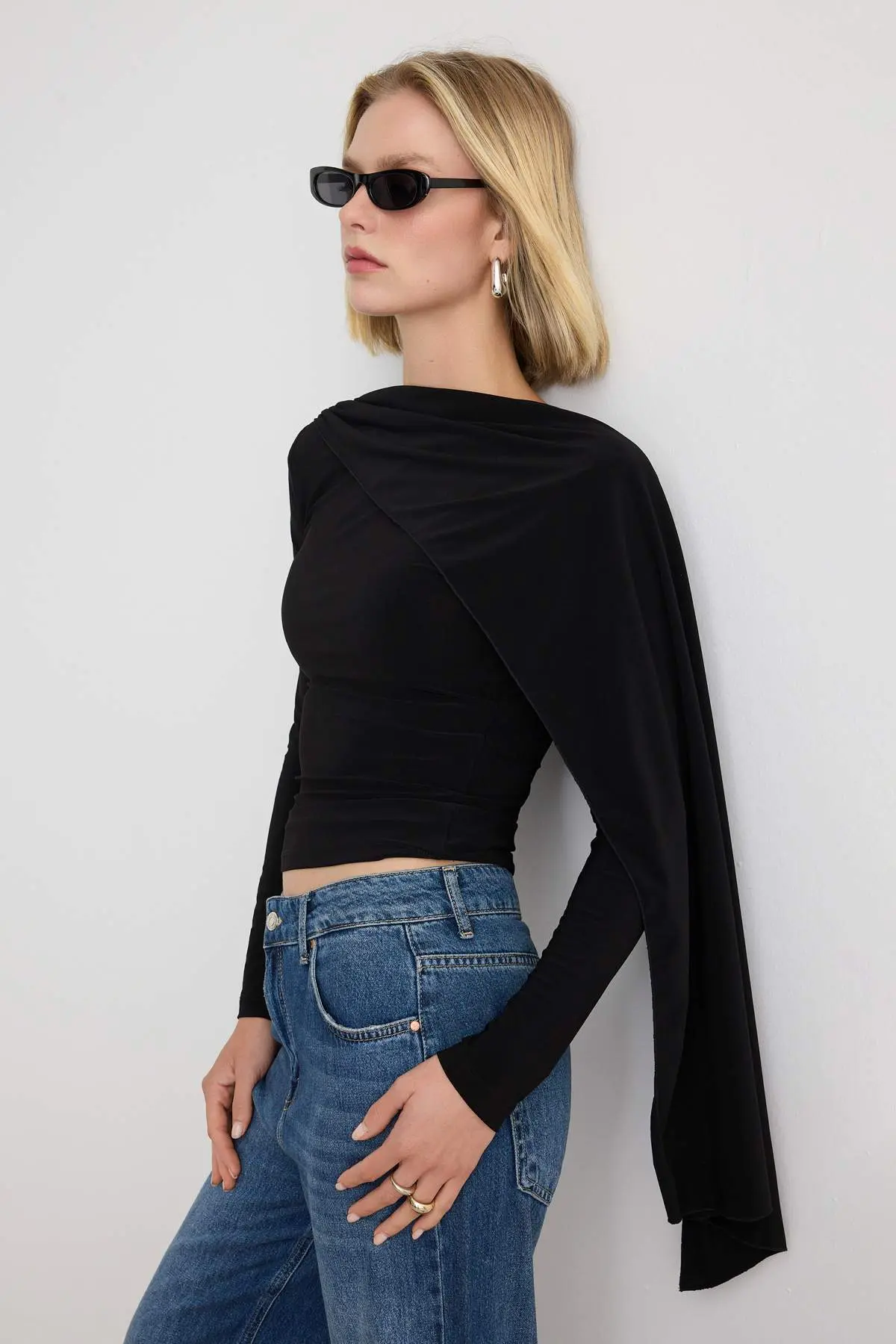 TWOAW27BZ00029-BLACK_1