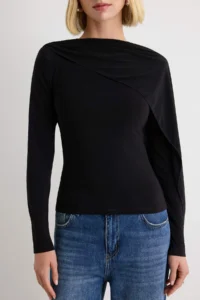 TRENDYOLMİLLA Black Plain Fitted Cape Detailed Boat Neck Thick Sandy Knitting Blouse - Image 3