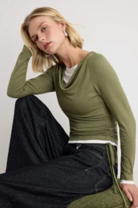 TRENDYOLMİLLA Khaki Color Blocked Fitted Off-Shoulder Neck Soft Double Collar Knitting Blouse - Image 2