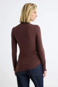 TRENDYOLMİLLA Brown Plain Fitted High Neck Asymmetric Viscose single jersey Knitting Blouse - Image 4