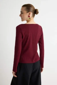 TRENDYOLMİLLA Burgundy Plain Fitted China buttoned Ornate Cowl Neck LONG Regular Pattern Camisole Knitting Blouse - Image 4