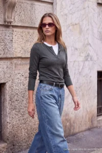TRENDYOLMİLLA Anthracite Woolly Transparent Crew Neck Half Patch buttoned Knitting Blouse - Image 4