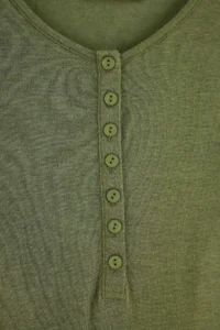 TRENDYOLMİLLA Khaki Woolly Transparent Crew Neck LONG Half Patch buttoned Knitting Blouse - Image 6