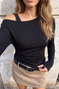 TRENDYOLMİLLA Black 2 Sets Transparent Fitted Asymmetric Collar Double Layer Knitting Blouse - Image 3