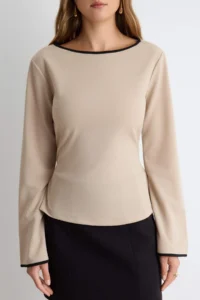 TRENDYOLMİLLA Stone Plain Fitted Piped Boat Neck Spanish Arm Scuba Crepe Knitting Blouse - Image 3
