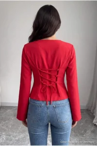TRENDYOLMİLLA Red eyelet Detailed Weaving Blouse - Image 2