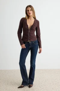 TRENDYOLMİLLA Brown Zipper Detailed Lycra PoplinBlouse