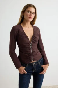 TRENDYOLMİLLA Brown Zipper Detailed Lycra PoplinBlouse - Image 2