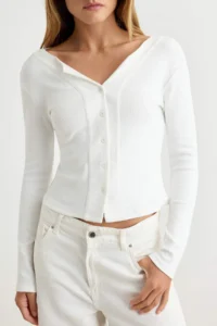 TRENDYOLMİLLA Ecru Plain Fitted Wacky Collar buttoned Cotton Camisole Blouse - Image 3