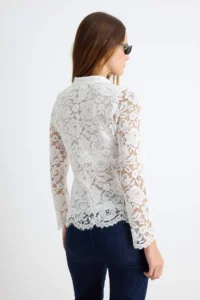 TRENDYOLMİLLA WHITE Ornate buttoned Weaving Lace Blouse - Image 5