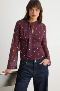 TRENDYOLMİLLA Plum Polka Dot Fitted with scarf Keyhole Collar Knitting Blouse - Image 2