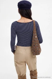 TRENDYOLMİLLA NAVY BLUE Striped Fitted Lace Detailed buttoned Knitting Blouse - Image 2