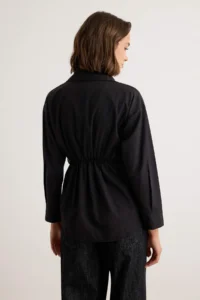TRENDYOLMİLLA Black Binding Detailed Double breasted Blouse - Image 4