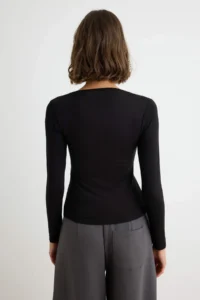 TRENDYOLMİLLA Black-Ecru-Burgundy 3 Sets Fitted Square Neck Soft Knitting Blouse - Image 3
