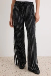 TRENDYOLMİLLA Black Polka Dot Striped Wideleg/Wide Leg Waist Laced Knitting Sweatpants - Image 8
