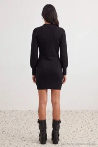 TRENDYOLMİLLA Black padded Premium Thread/Special Thread Knit Dress - Image 4