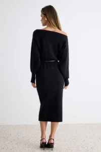 TRENDYOLMİLLA Black bodycone Arched Boat Neck LONG Knit Dress - Image 4