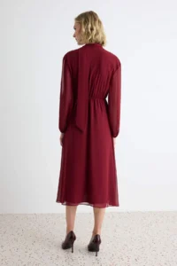 TRENDYOLMİLLA Burgundy Shawl Detailed A-Cut/Life Form Midi Weaving Siphon Dress - Image 5