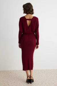TRENDYOLMİLLA Burgundy Double breasted Belt Detailed bodycone Plain Maxi Knit Dress - Image 5