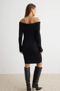 TRENDYOLMİLLA Black Carmen Collar Plain Mini Knit Dress - Image 4