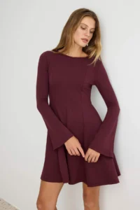 TRENDYOLMİLLA Plum skater/Belden Flared Short / Mini interlock Knitting Dress - Image 2