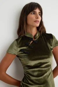 TRENDYOLMİLLA Khaki China Button Detailed bodycon/Fitting Short / Mini Velvet Knitting Dress - Image 3