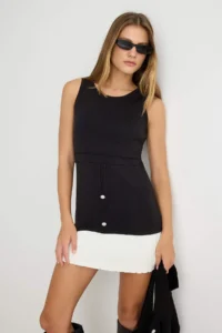 TRENDYOLMİLLA Black Cardigan Contrast Skirt Detailed Mini Knit Dress - Image 2