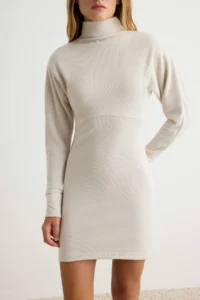 TRENDYOLMİLLA Stone Thessaloniki bodycon/Fitting Bat Arm Short / Mini High Neck Knitting Dress - Image 3