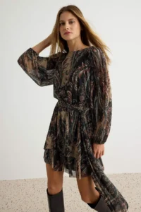 TRENDYOLMİLLA Khaki skater/Belden Flared Boat Neck Flower Printed Short / Mini Lined Knitting Dress - Image 2