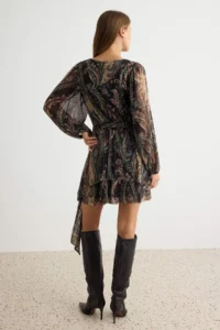 TRENDYOLMİLLA Khaki skater/Belden Flared Boat Neck Flower Printed Short / Mini Lined Knitting Dress - Image 4