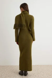 TRENDYOLMİLLA Khaki Plain Maxi Soft textured Scarf Maxi Length Knit Dress - Image 5