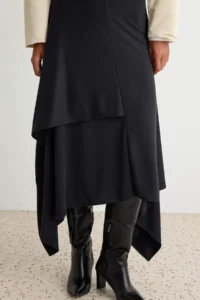 TRENDYOLMİLLA Black Draped Soft Material Multilayer Maxi Length Knitting Skirt - Image 3
