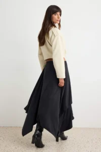 TRENDYOLMİLLA Black Draped Soft Material Multilayer Maxi Length Knitting Skirt - Image 4
