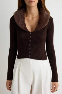 TRENDYOLMİLLA Brown removable Fur Detailed Fitted Knitwear Cardigan - Image 4