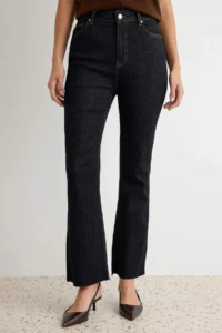 TRENDYOLMİLLA Black Ekstra Flexible High Waist Bilek Length Crop Flare jeans - Image 3