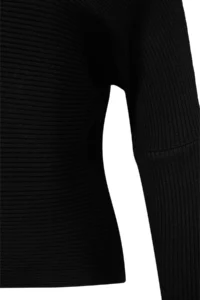 TRENDYOLMİLLA Black Soft textured Fitted/Bluzan Knitwear Sweater - Image 6
