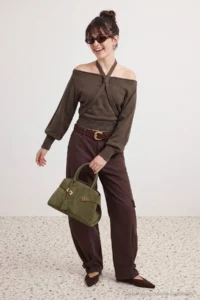 TRENDYOLMİLLA Khaki Soft textured Special Thread Collar Detailed Knitwear Sweater