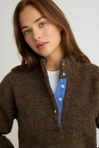 TRENDYOLMİLLA Brown Soft textured Woolly Wide Pattern Thick Knitwear Sweater - Image 3