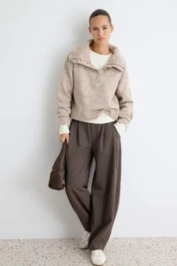 TRENDYOLMİLLA Wardrobe Essentials Mink Soft textured Special Thread Knitwear Sweater - Image 2