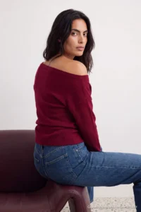 TRENDYOLMİLLA Burgundy Soft textured Boat Neck Side Shirred Knitwear Sweater - Image 4