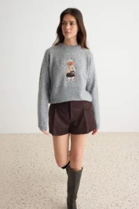 TRENDYOLMİLLA Gray Soft textured Bear Embroidered Stone embroidered Knitwear Sweater - Image 2