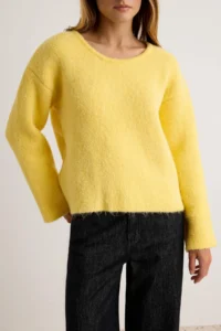 TRENDYOLMİLLA Yellow Thick Solid Look Soft textured Knitwear Sweater - Image 3