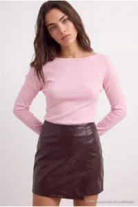 TRENDYOLMİLLA PINK Premium Thread/Special Thread Boat Neck Fitted Knitwear Sweater - Image 3