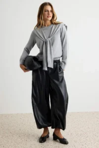 TRENDYOLMİLLA Gray Crew Neck removable Shawl Detailed Knitwear Sweater - Image 2