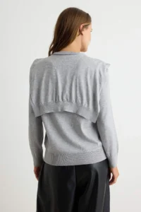 TRENDYOLMİLLA Gray Crew Neck removable Shawl Detailed Knitwear Sweater - Image 5