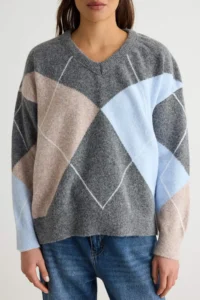 TRENDYOLMİLLA Anthracite Baklava Patterned V-Neck Sweater - Image 3