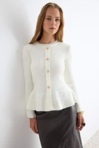 TRENDYOLMİLLA Ecru Soft textured Crew Neck peplum Waist Fitted Knitwear Sweater